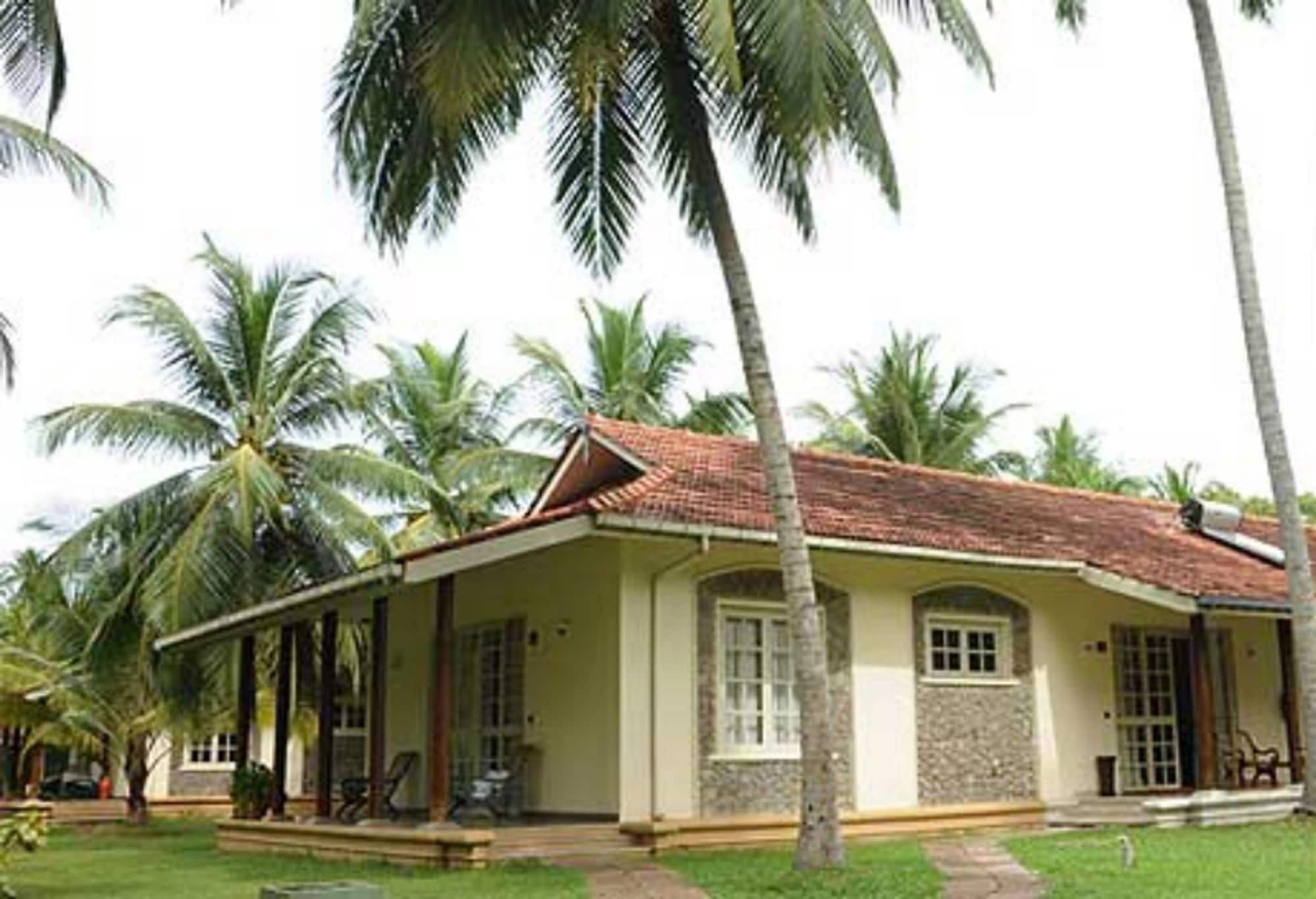 Tamarind Tree Garden Resort - Katunayake Negombo Exterior photo